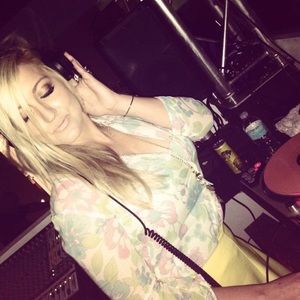 Meet your Posher, Shawna